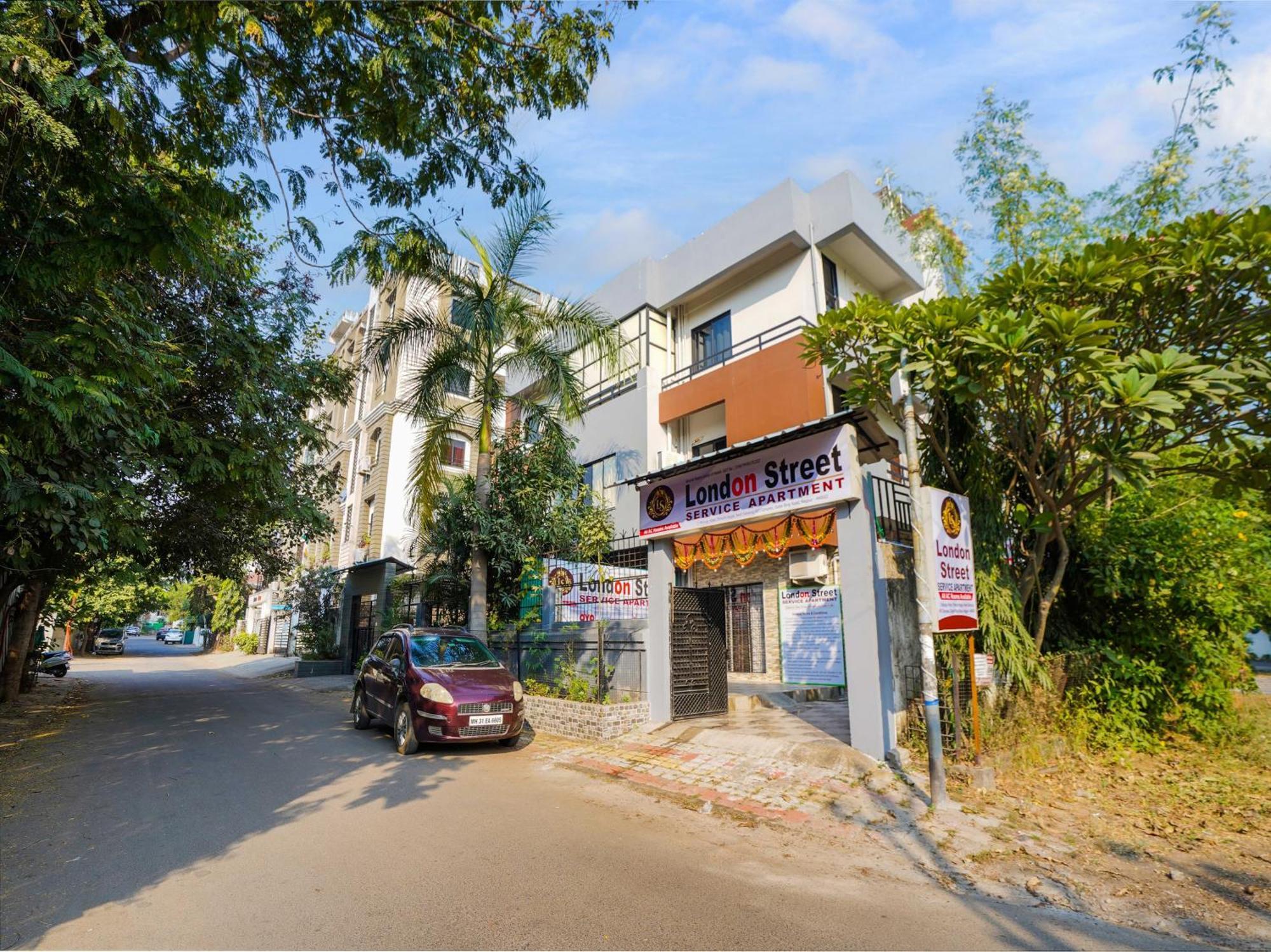 Super Hotel O London Street Nagpur Exterior photo